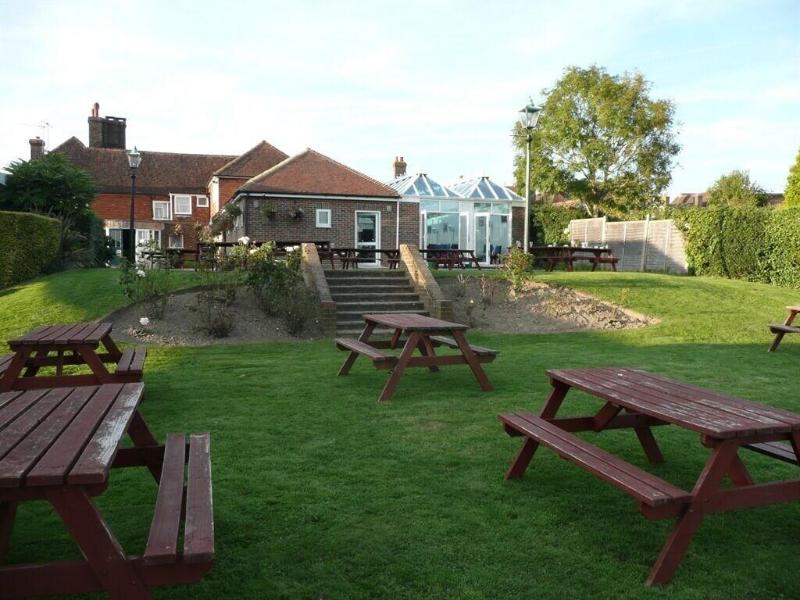 The Bear Inn And Burwash Motel - Genel