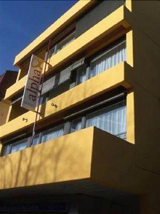 Hotel Alpha otel fotoğrafı