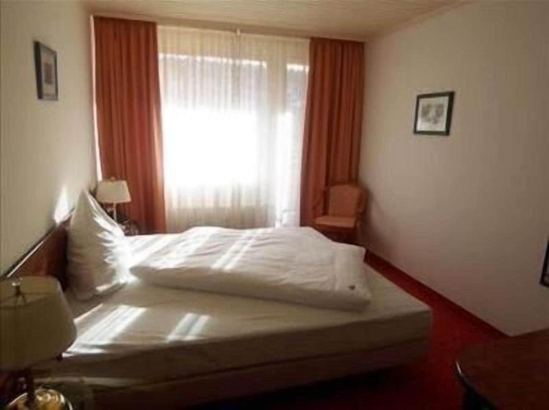 Hotel Alpha - Oda