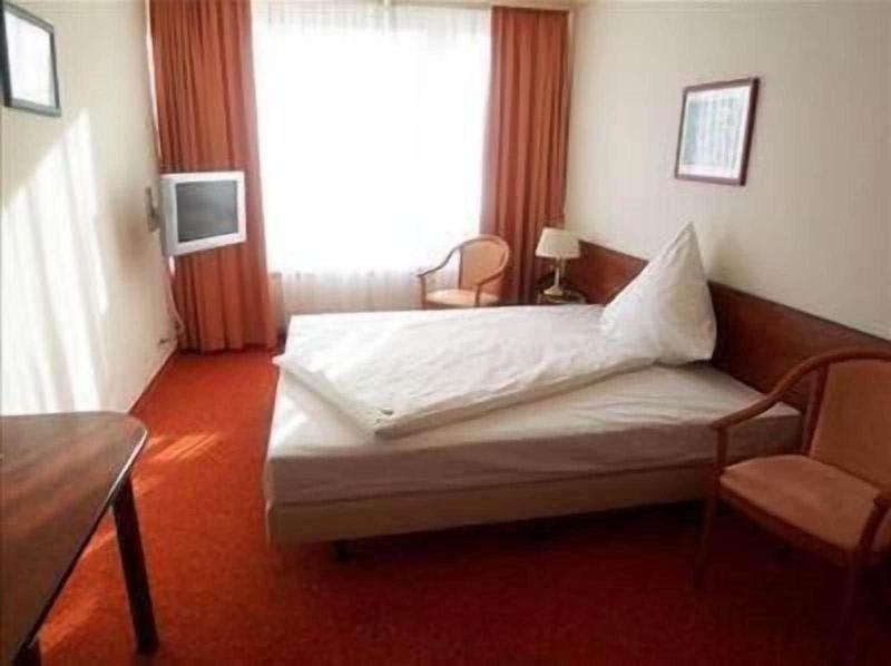 Hotel Alpha - Oda