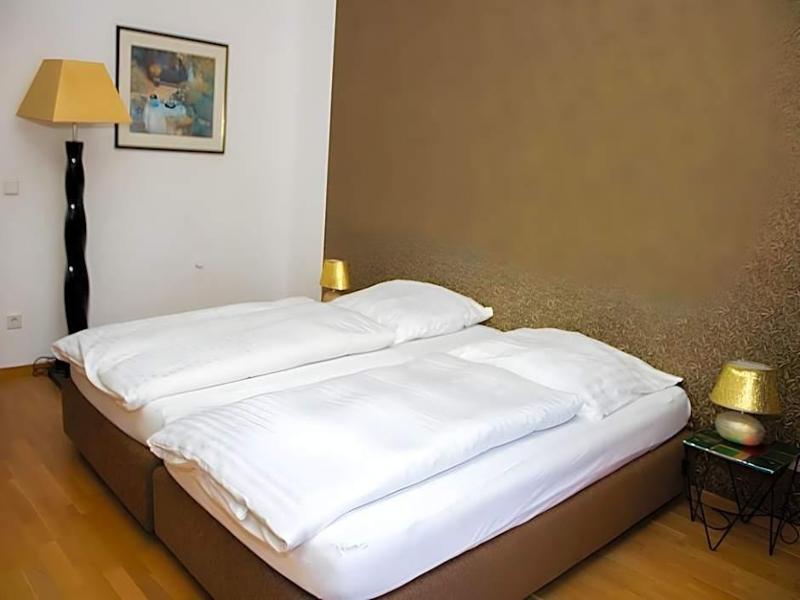 Hotel Stern - Oda