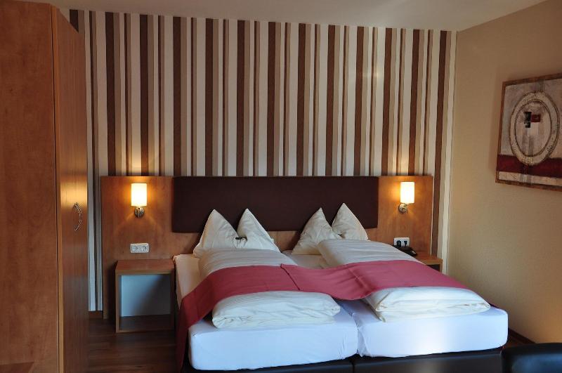 Hotel Restaurant Zum Schwan - Oda