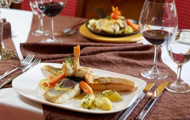Hotel Restaurant Zum Schwan - Restoran