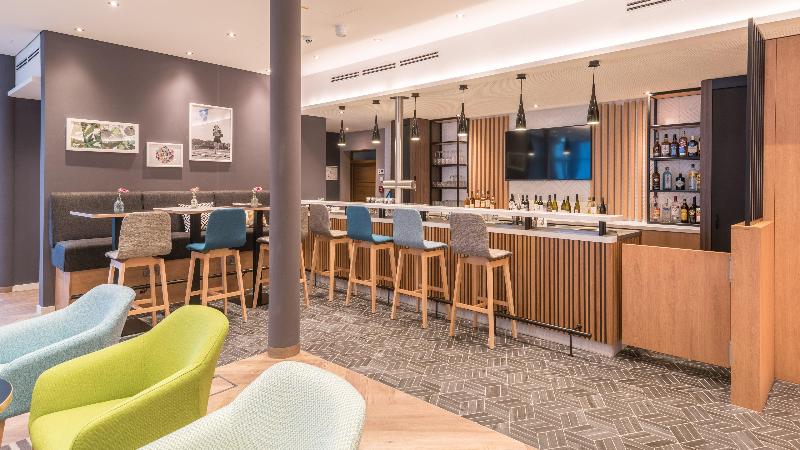 Premier Inn München Airport Süd - Bar