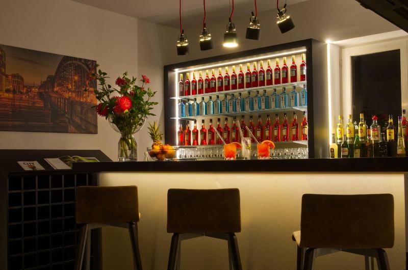 Lizz Hotel Munich - Lobi