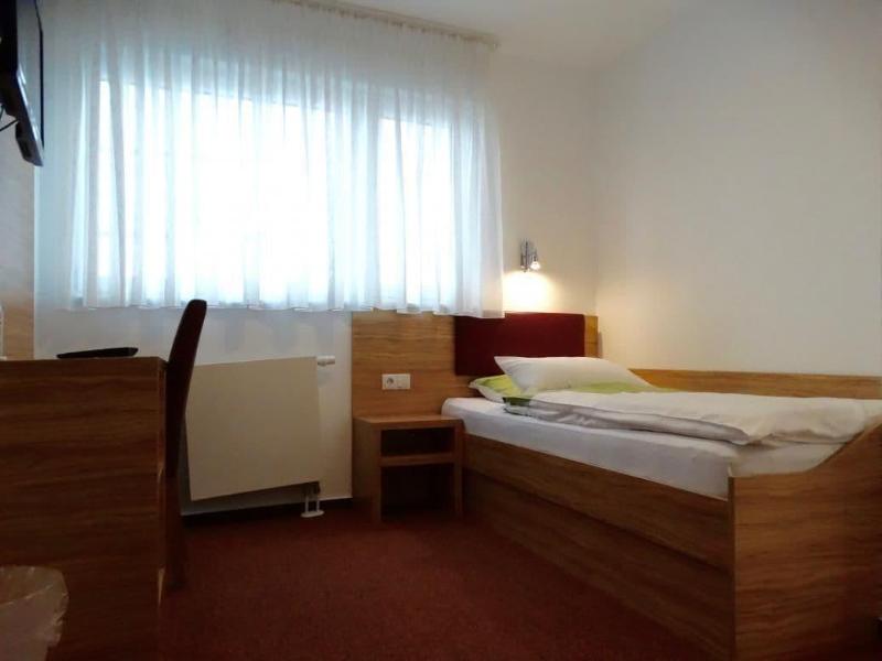 Hotel Garten - Oda