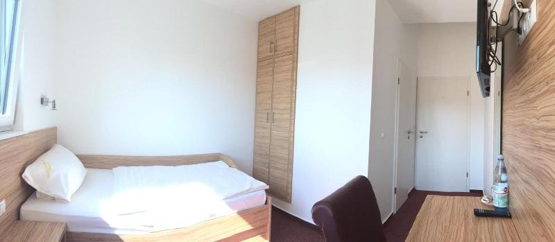 Hotel Garten - Oda