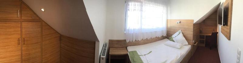 Hotel Garten - Oda