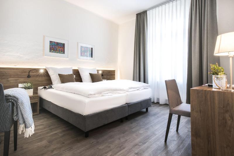 Hotel Am Wasserturm - Oda