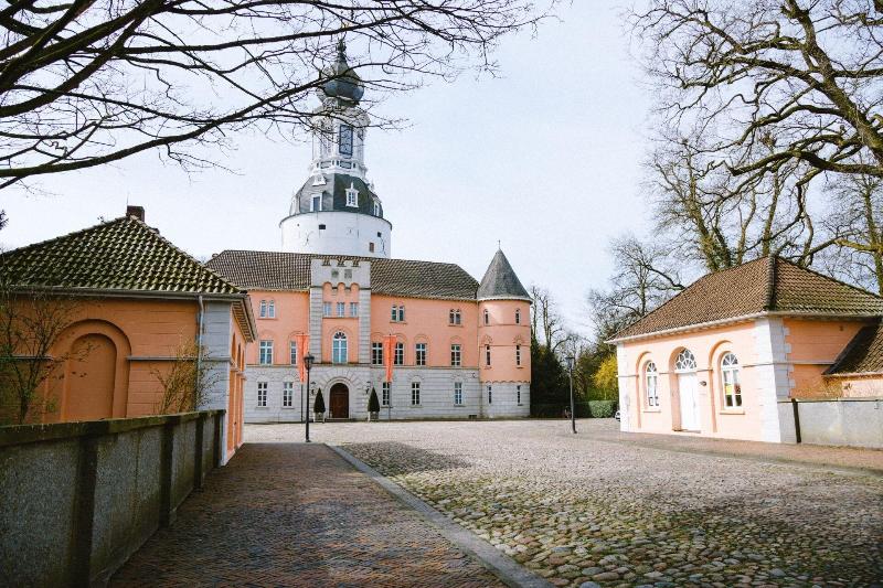 Friesen Hotel - Genel