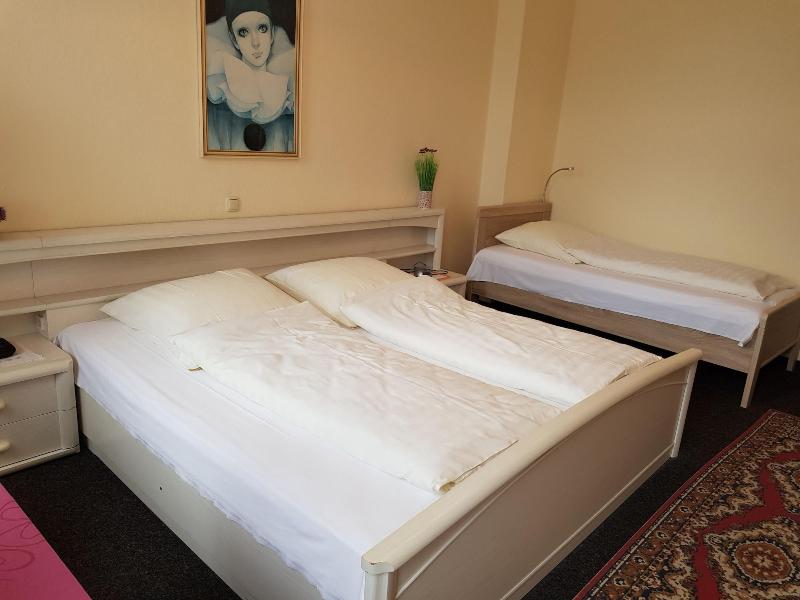 City Hotel Garni - Oda