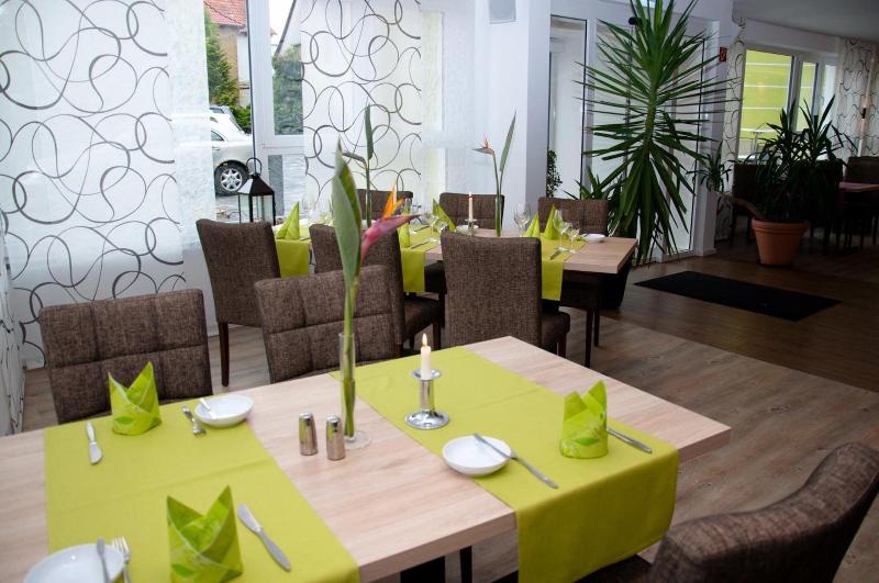 Hotel Restaurant Sachsenross - Restoran