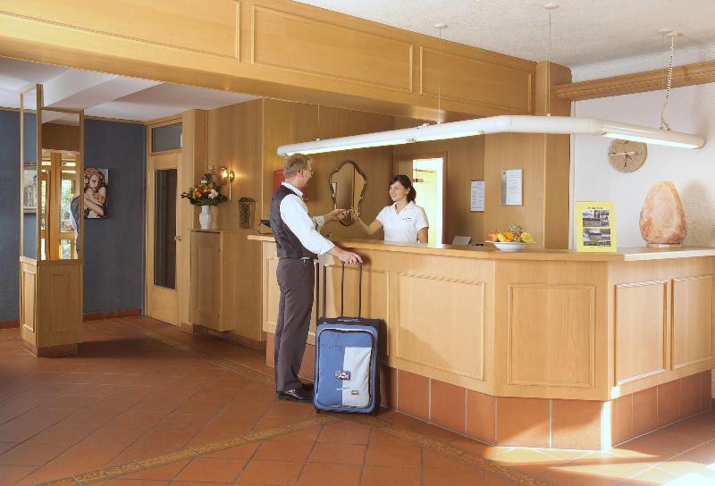Akzent Hotel Haus Sonnenberg - Lobi