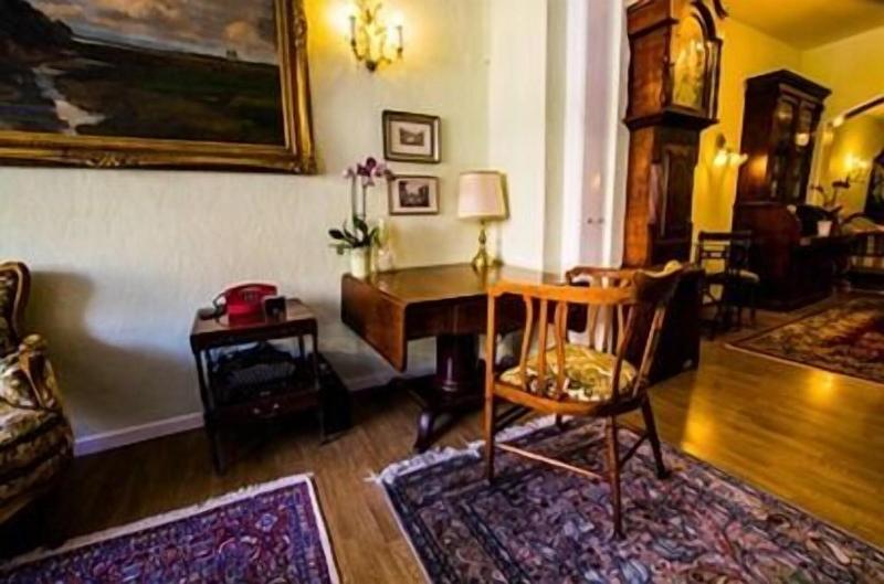 Hotel Victoria - Lobi