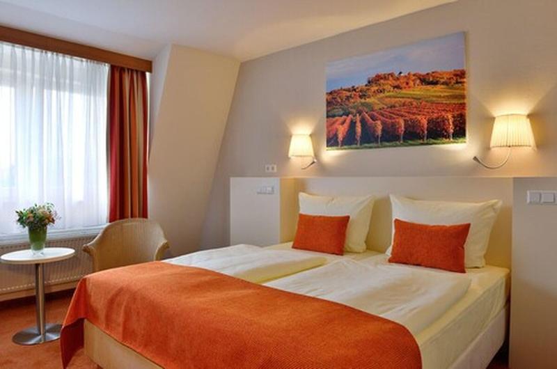 Parkhotel Landau - Oda