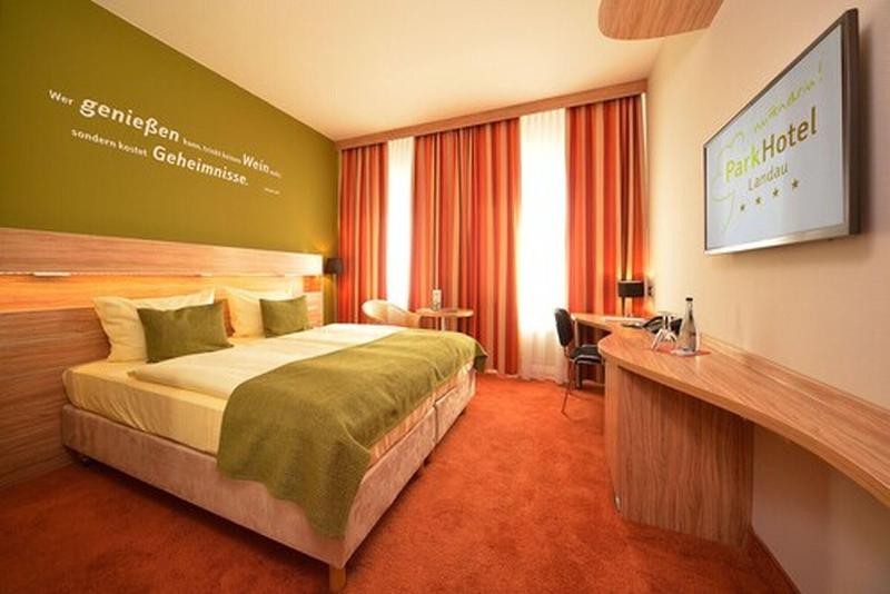Parkhotel Landau - Oda