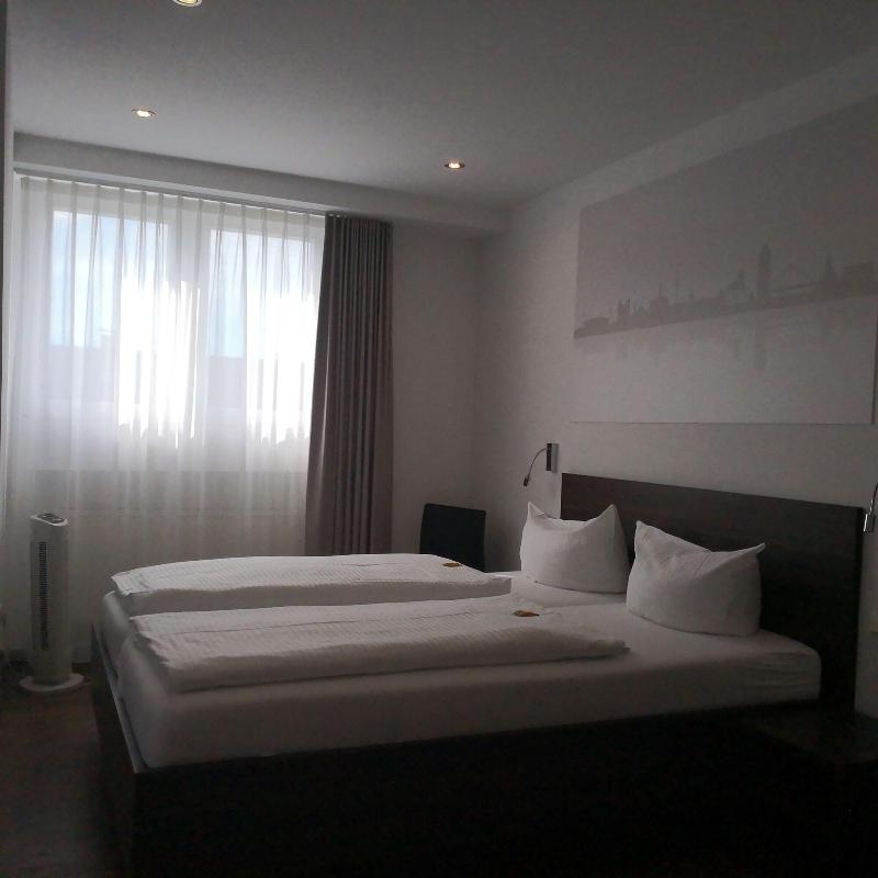 Sevendays Hotel Boardinghouse - Oda