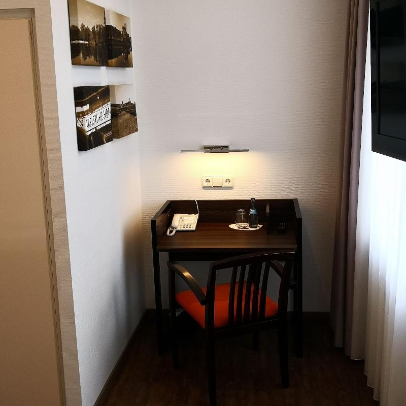 Sevendays Hotel Boardinghouse - Oda