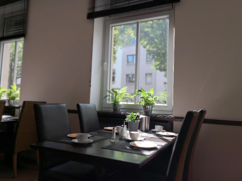 Sevendays Hotel Boardinghouse - Restoran