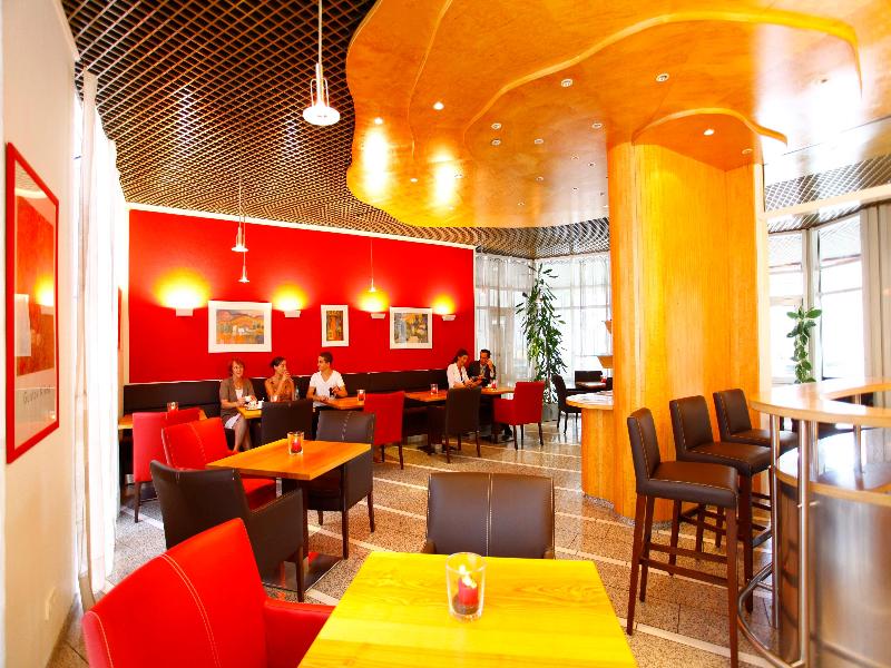Stadthotel Engel - Genel