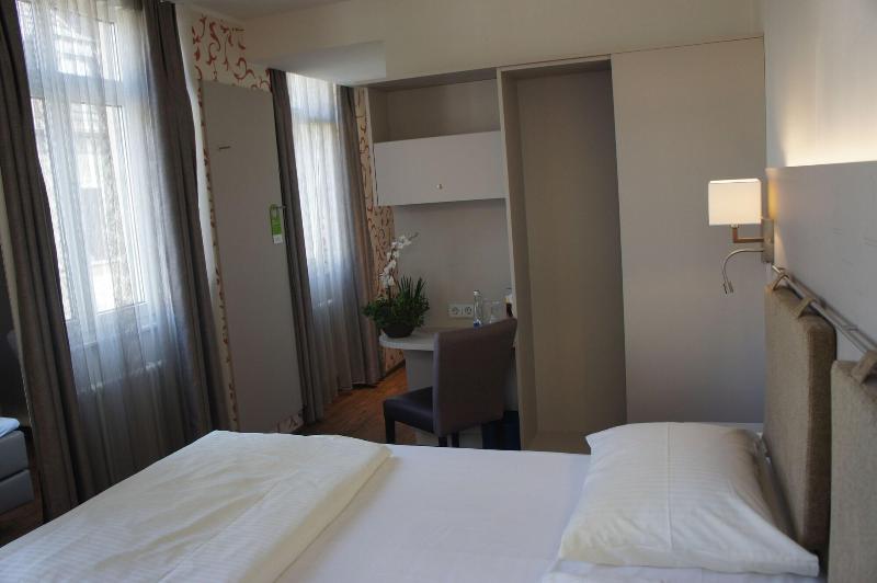 Stadthotel Engel - Oda
