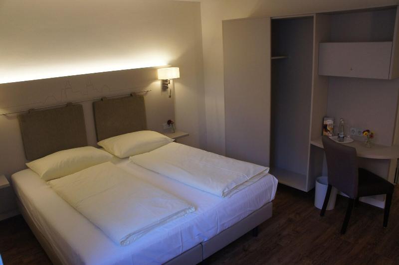 Stadthotel Engel - Oda