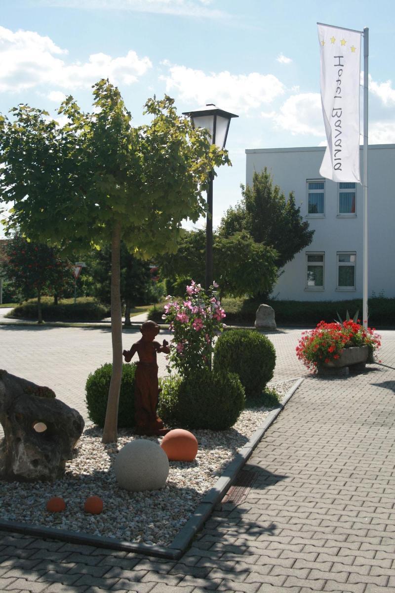 Hotel Bavaria Garni - Genel