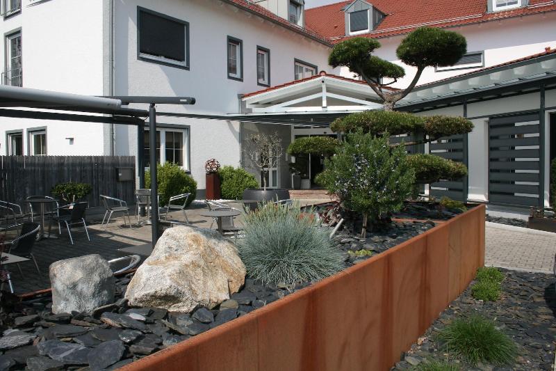 Hotel Bavaria Garni - Genel