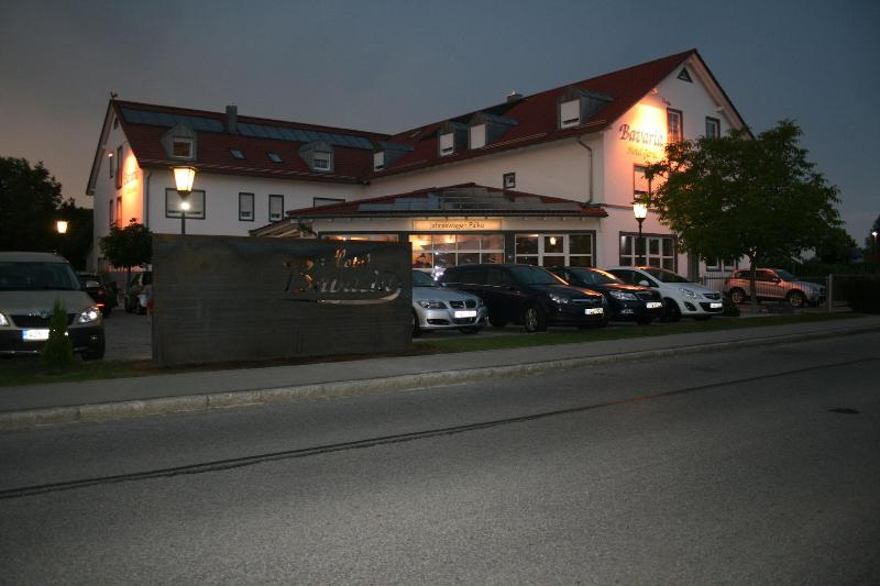 Hotel Bavaria Garni - Genel