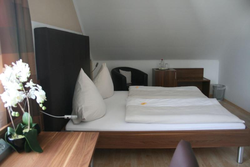 Hotel Bavaria Garni - Oda