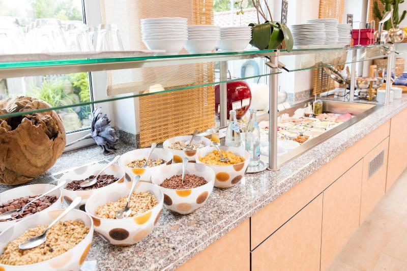 Hotel Bavaria Garni - Restoran