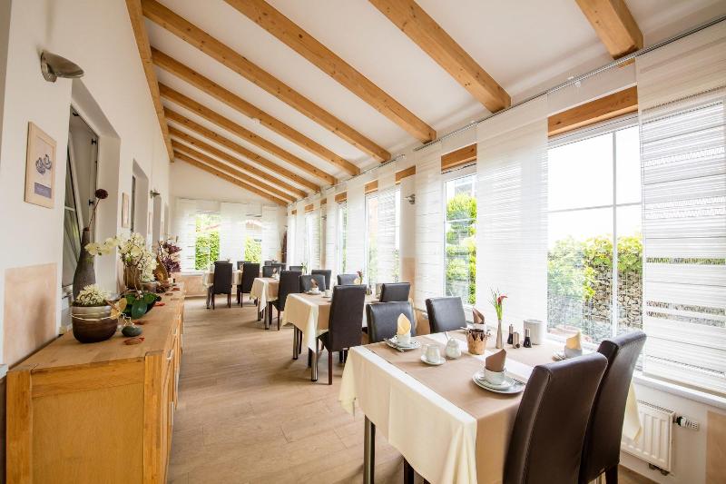 Hotel Bavaria Garni - Restoran
