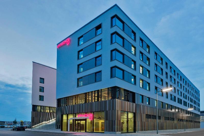 Moxy Munich Ostbahnhof - Genel