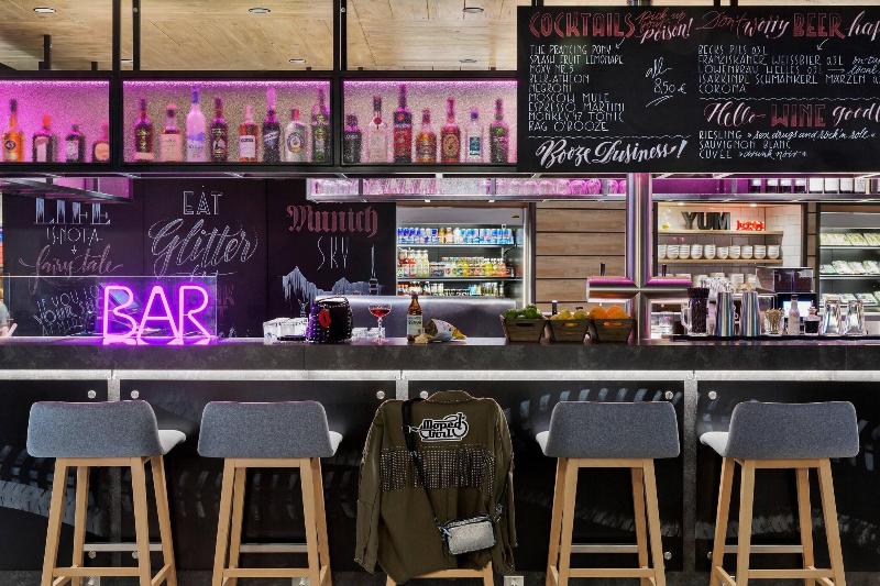 Moxy Munich Ostbahnhof - Genel