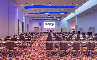 Park Inn By Radisson Neumarkt fotoÄŸrafÄ±