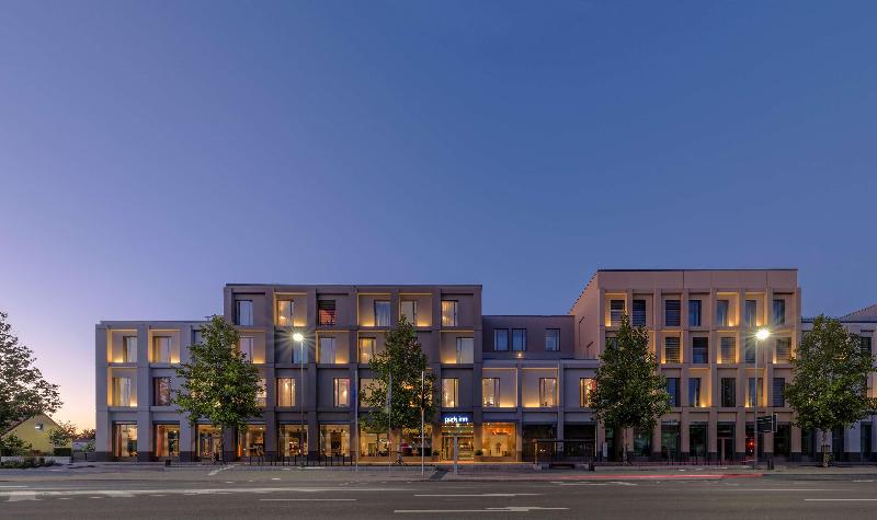 Park Inn By Radisson Neumarkt - Genel