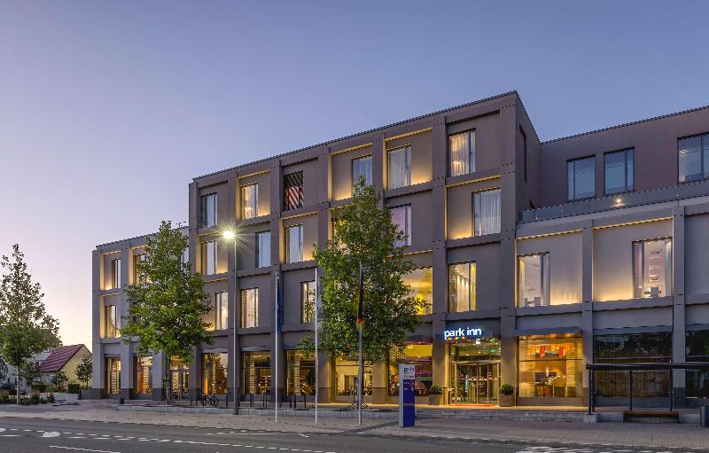 Park Inn By Radisson Neumarkt - Genel