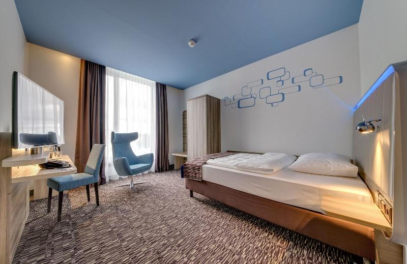 Park Inn By Radisson Neumarkt - Oda