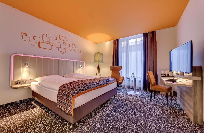 Park Inn By Radisson Neumarkt - Oda