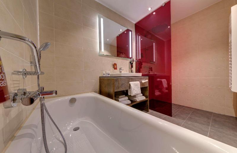 Park Inn By Radisson Neumarkt - Oda