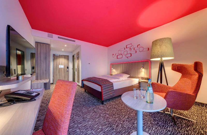 Park Inn By Radisson Neumarkt - Oda