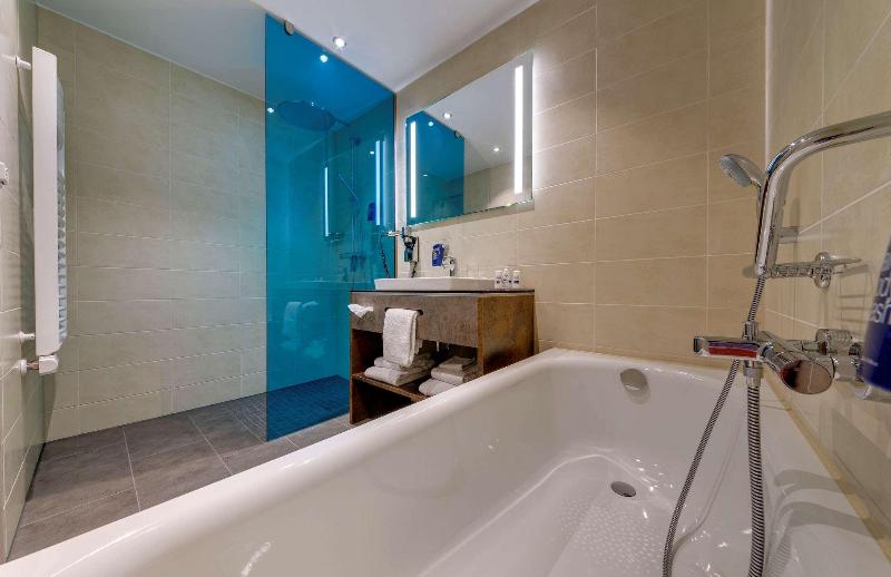 Park Inn By Radisson Neumarkt - Oda
