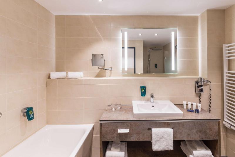 Park Inn By Radisson Neumarkt - Oda