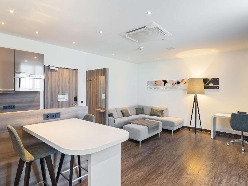 Park Inn By Radisson Neumarkt - Oda