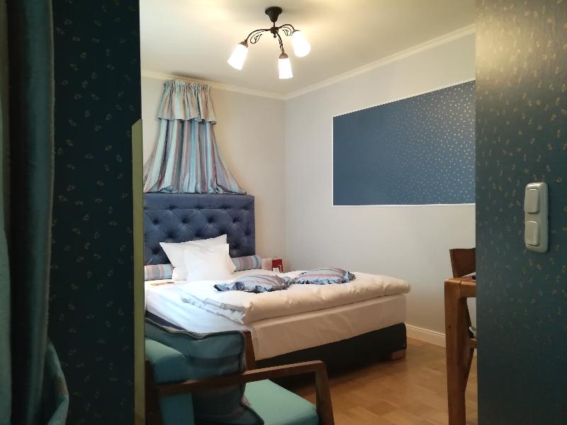 Hotel Goldener Anker - Oda