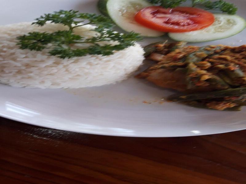 Grand Raka Homestay - Restoran
