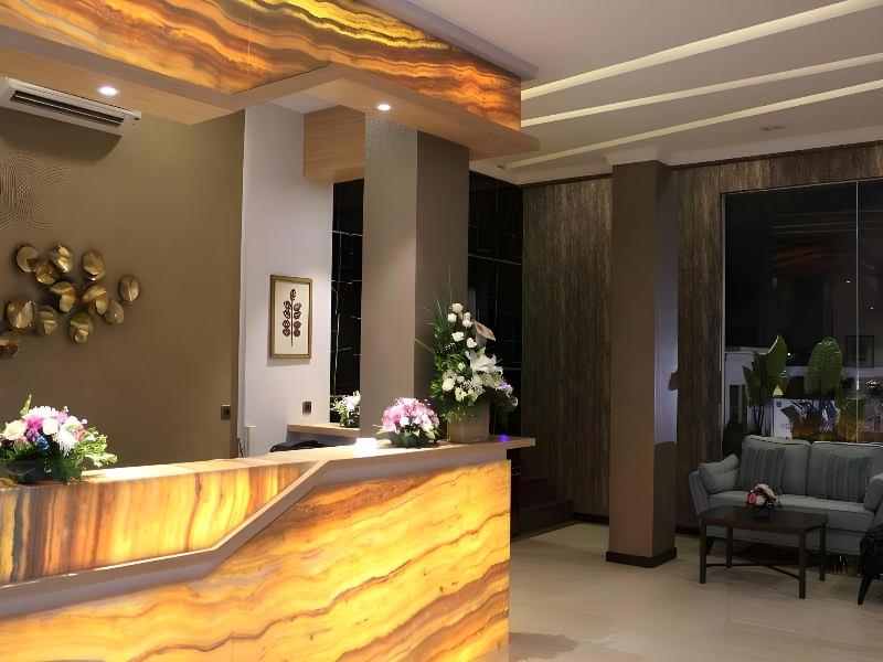 Fontana Hotel Jakarta - Lobi