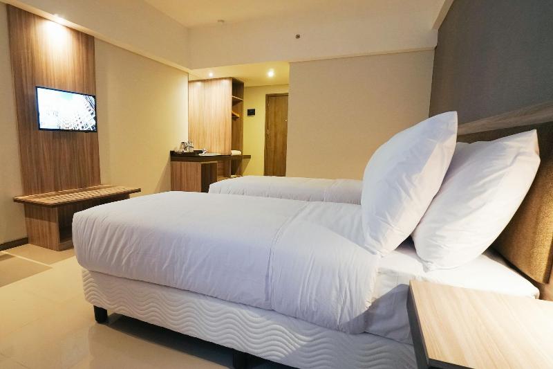 My Tower Hotel Surabaya - Oda