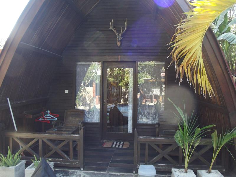 Coral Beach 2 Bungalow - Oda