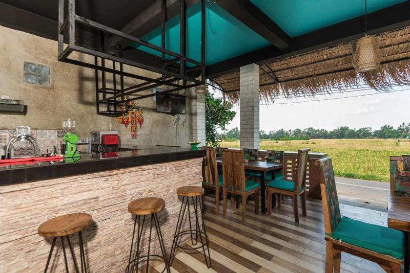 Green Sala Villa - Restoran